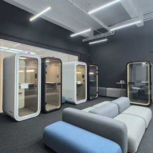 oficina POD con iluminación integrada