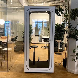 oficina POD con iluminación integrada
