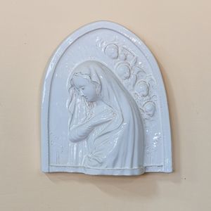 escultura de cerámica esmaltada