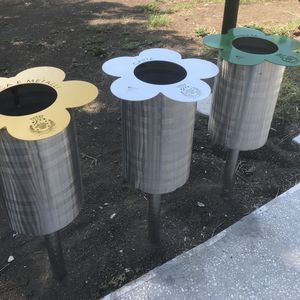 cubo de basura público