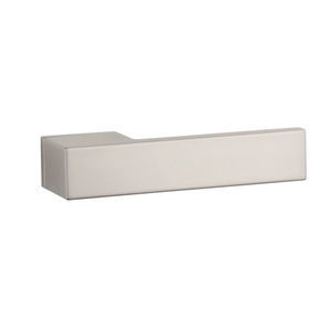 tirador para puerta