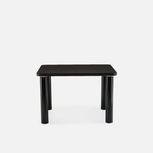 mesa contemporánea