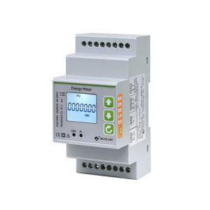 contador de energía en riel DIN