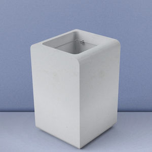 cubo de basura público