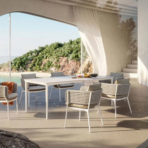mesa de comedor contemporánea