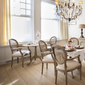 silla de comedor clásica