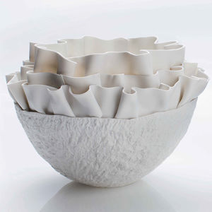 florero contemporáneo / de porcelana / hecho a mano
