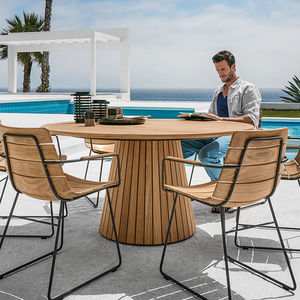mesa de comedor contemporánea
