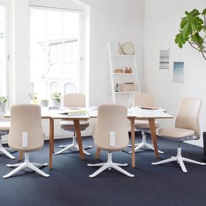 silla contemporánea