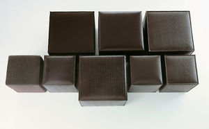 puf contemporáneo / de cuero / con funda extraíble / modular