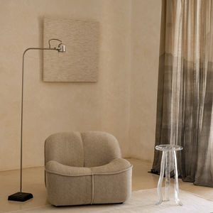 visillo con motivos decorativos