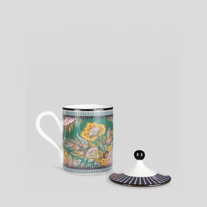 taza de café de porcelana