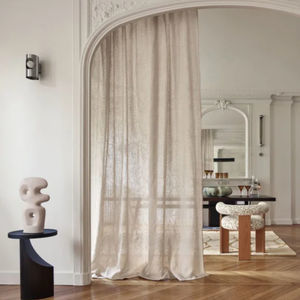 visillo con motivos decorativos