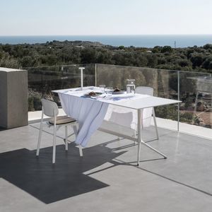 mesa bistró contemporánea