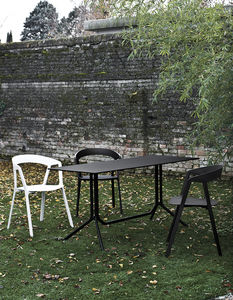 mesa contemporánea
