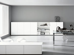 conjunto de escritorio y armarios de Piero Lissoni