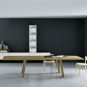 mesa contemporánea