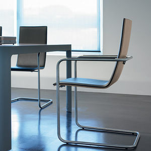 silla contemporánea