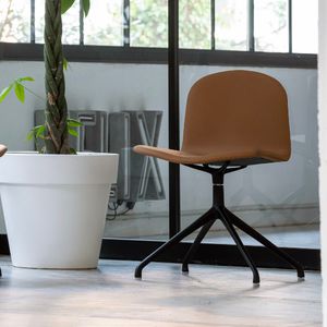 silla contemporánea