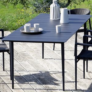 mesa contemporánea