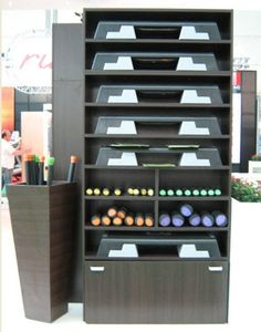 mueble de almacenamiento para equipamientos deportivos
