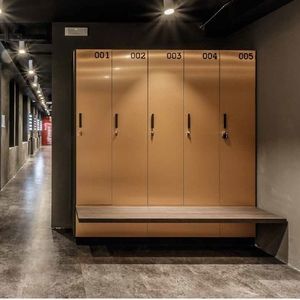 banco de vestuario contemporáneo