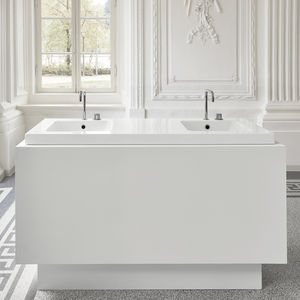 lavabo con base