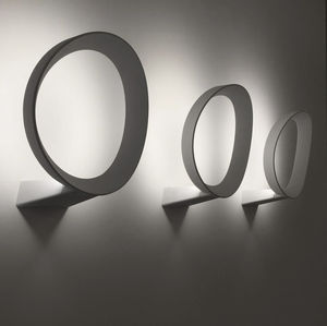 aplique de diseño original / de aluminio fundido / de metacrilato / LED