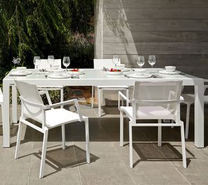 mesa de comedor contemporánea
