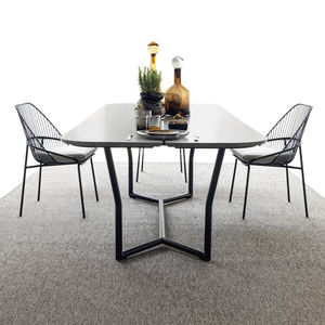 mesa de comedor contemporánea
