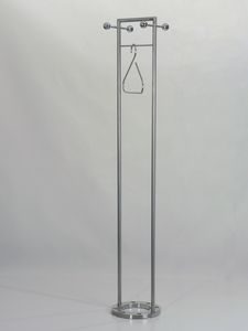 perchero de pie / contemporáneo / de acero inoxidable / para el sector servicios