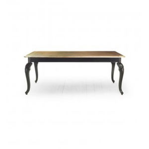 mesa de comedor clásica