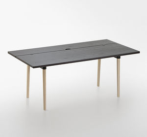 mesa de trabajo contemporánea