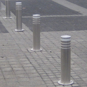 bolardo antiestacionamiento