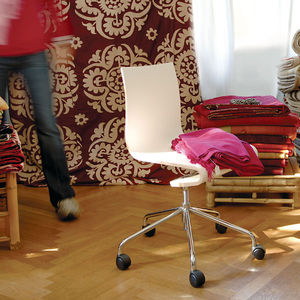silla de oficina contemporánea
