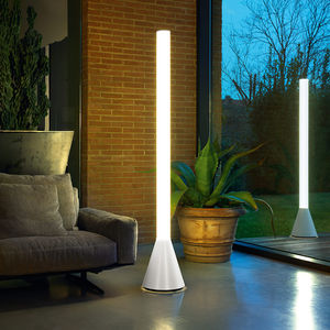 columna luminosa contemporánea
