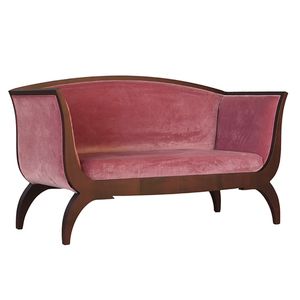 sofá clásico de estilo Biedermeier