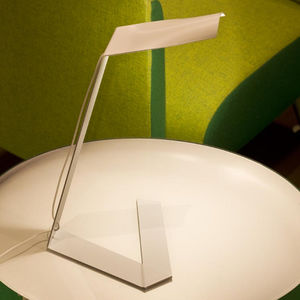 lámpara de mesa