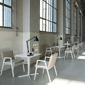 silla contemporánea