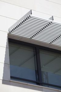 celosía con lamas de aluminio