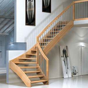 escalera en L / estructura de madera / con peldaños de madera / sin contrahuellas