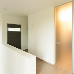 decoración para puertas de vidrio deslustrado