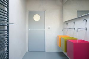 puerta de aluminio