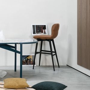 silla de bar contemporánea