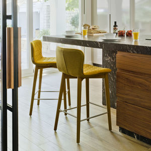 silla de bar contemporánea