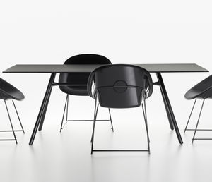 mesa contemporánea