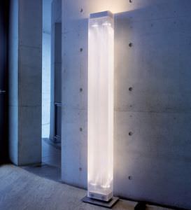 columna luminosa contemporánea