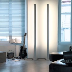 columna luminosa contemporánea