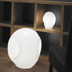 lámpara de mesa