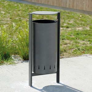 cubo de basura público
